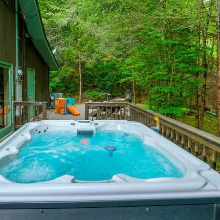 Adventure Lodge